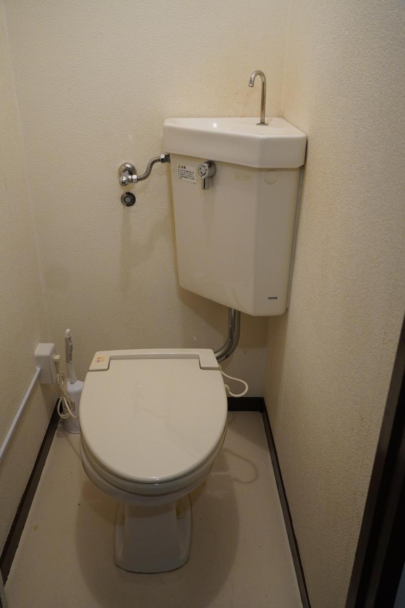 恵比寿駅から徒歩1分 渋谷3分 新宿10分 30m2でゆったり 最高の立地 402号室 Apartamento